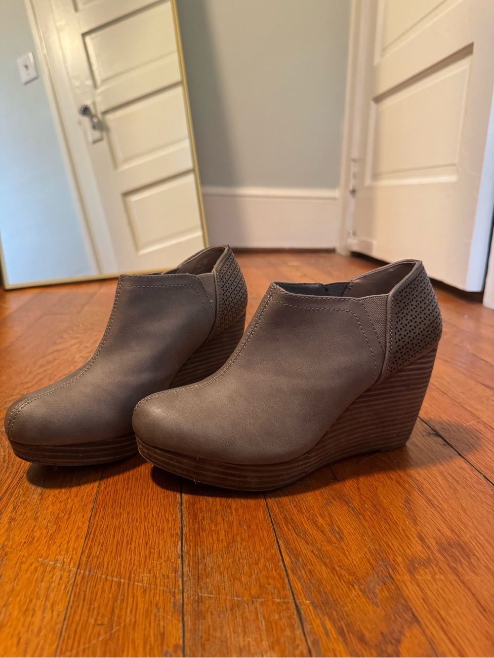 Dr. Scholl's Gray Wedge Ankle Booties
